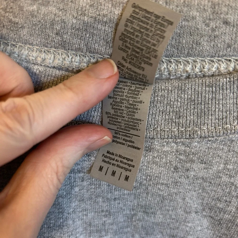 Make Heaven Crowded sweatshirt - Picture 6 of 6